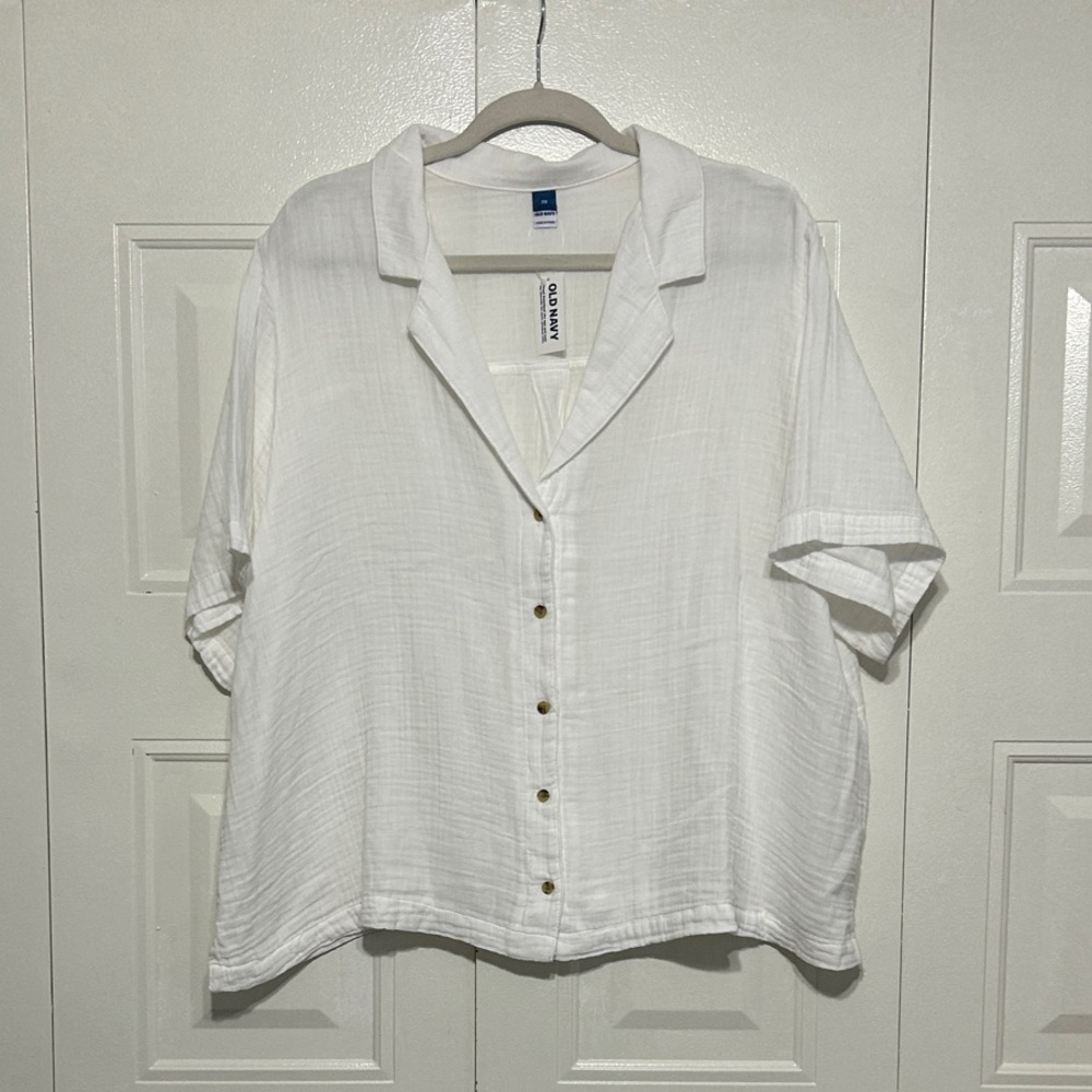 Old Navy White Button-Down Shirt